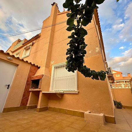 Chalet En La Mata A 50 Metros De La Playa Торрев'єха Екстер'єр фото